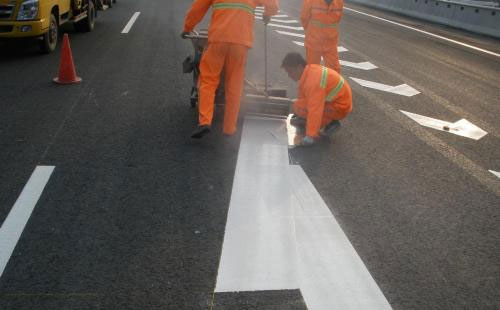 伊吾丙烯酸标线涂料